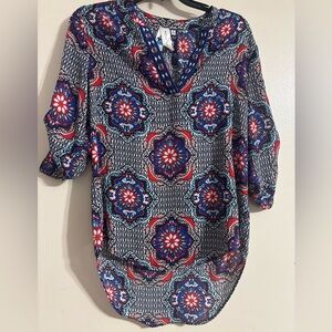 Society Women's Pullover Blouse with Red and Blue Patterns With High-low